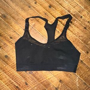 Victoria’s Secret racerback wireless S athleisure sports bra